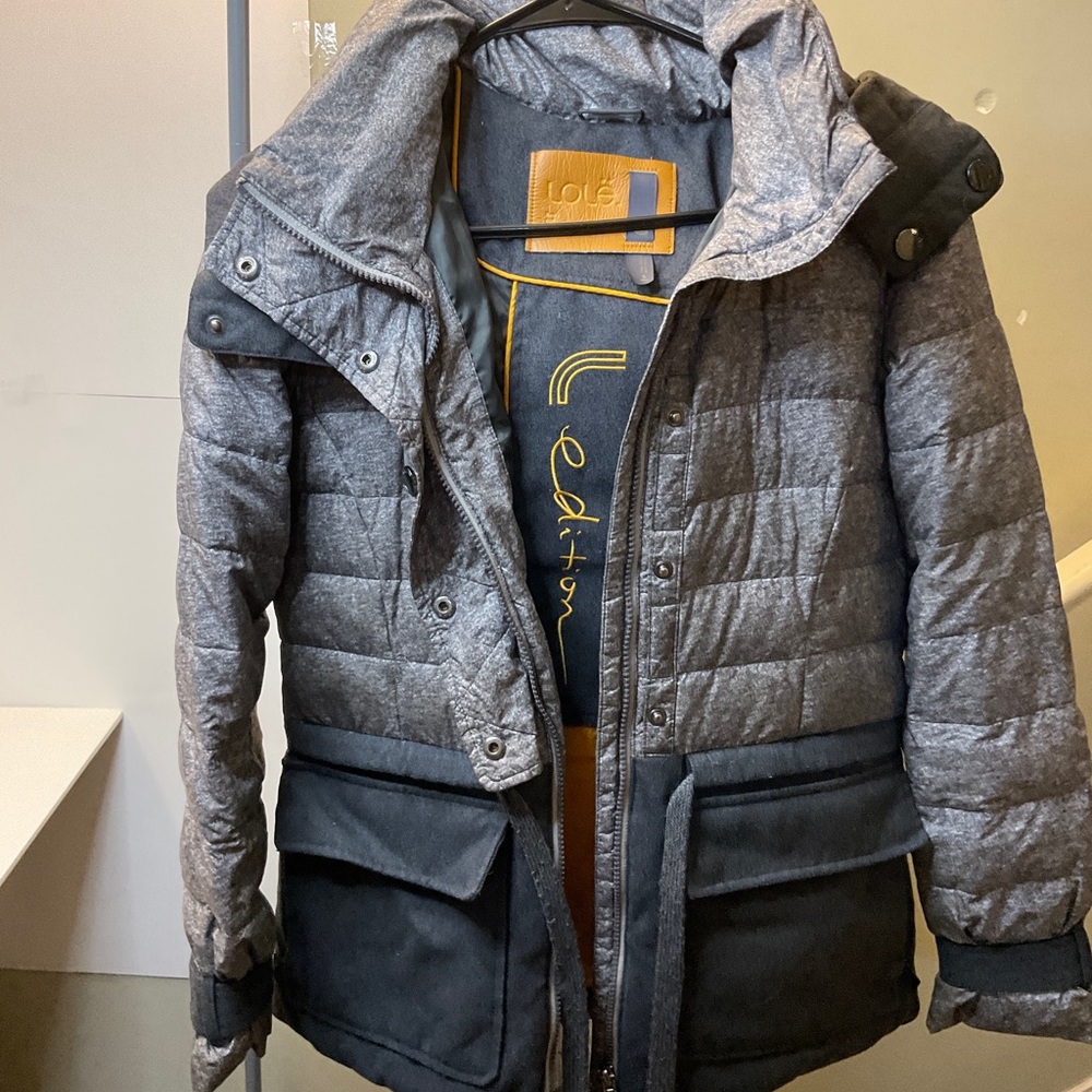 Lole Editions jacket